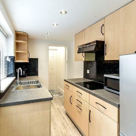 Apartment 1 At 3 Jubilee York Exteriör bild